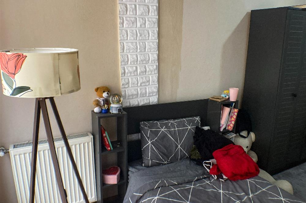 Sultangazi Vega Avm'ye 5dk Mesafede 2+1 Ara Kat Daire