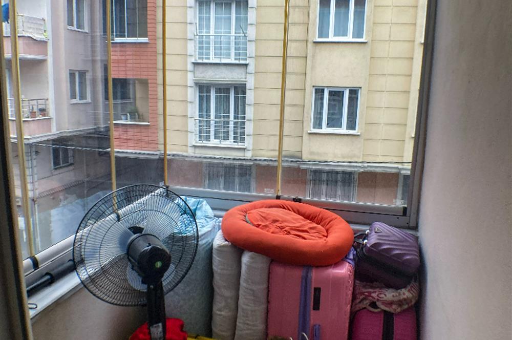 Sultangazi Vega Avm'ye 5dk Mesafede 2+1 Ara Kat Daire