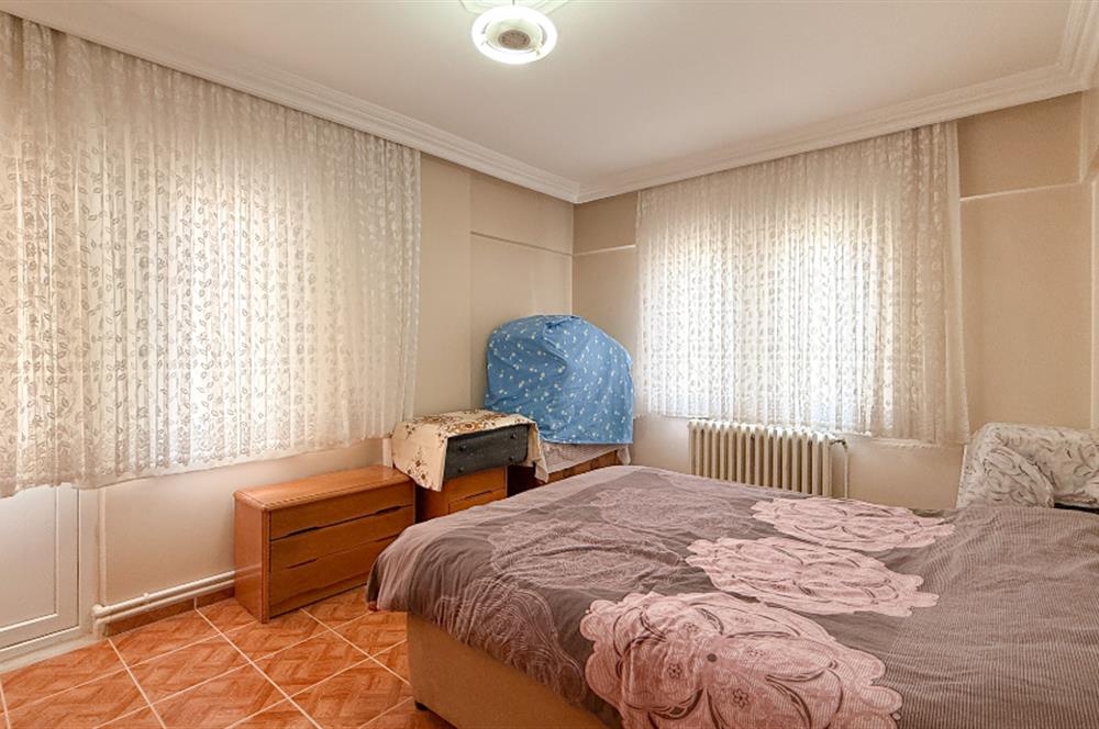 C21 BAL'DAN PAŞAALANI MH. ÇENGEL CADDE YANI GENİŞ 3+1 DAİRE