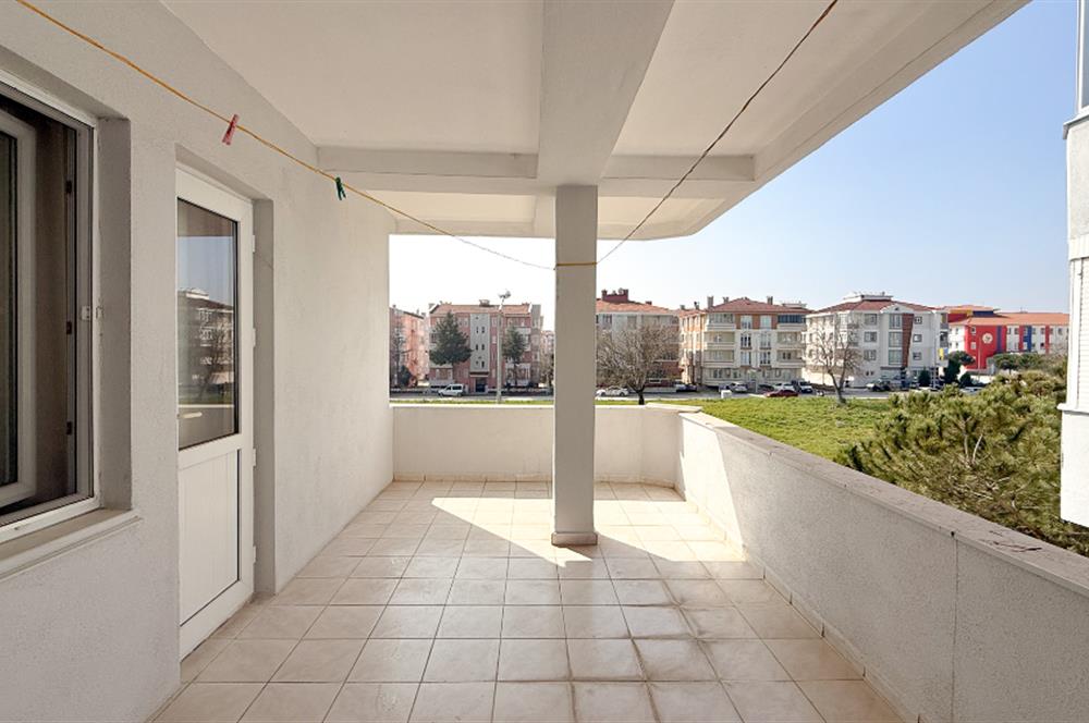 C21 BAL'DAN PAŞAALANI MH. ÇENGEL CADDE YANI GENİŞ 3+1 DAİRE