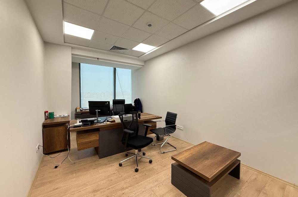 Skyland Satılık Ofis 557m²+ 25m2 Teraslı & Boş Ofis Vadistanbul