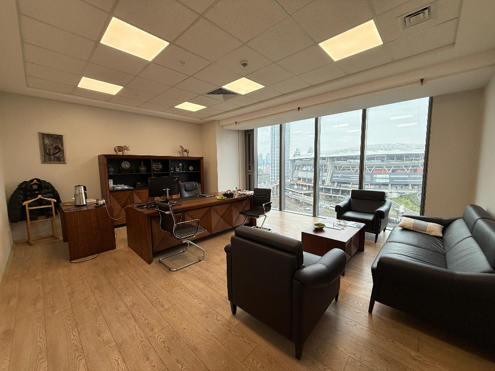 Skyland Satılık Ofis 557m²+ 25m2 Teraslı & Boş Ofis Vadistanbul