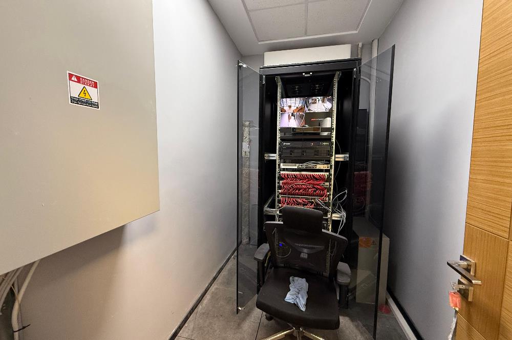 Skyland Satılık Ofis 557m²+ 25m2 Teraslı & Boş Ofis Vadistanbul