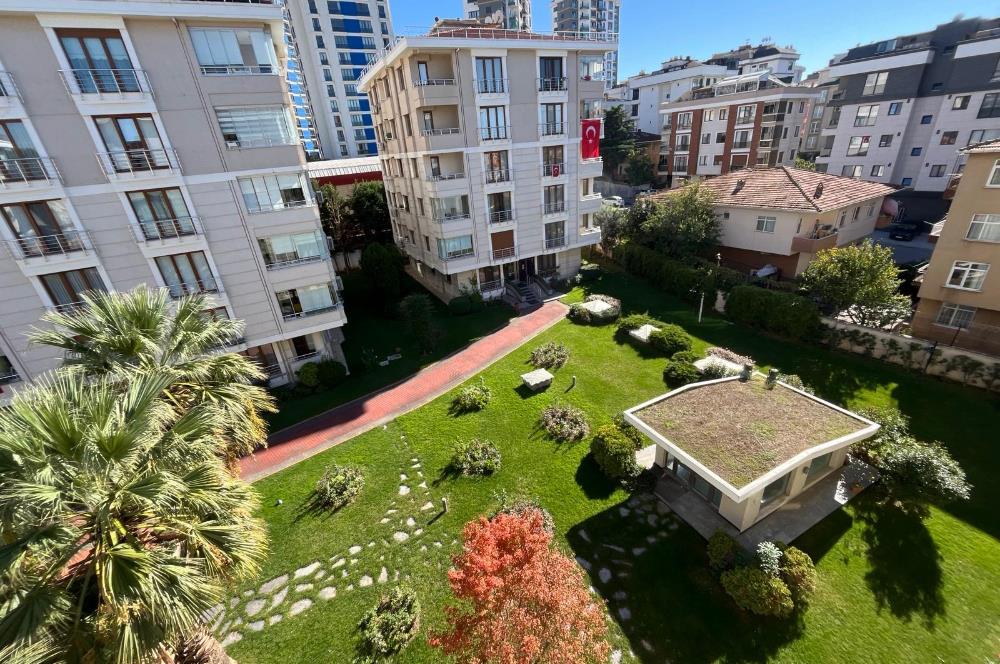 AĞAÇSEVEN KONAKLARI SİTESİNDE ÖN CEPHE EBEVEYN BANYOLU 3+1