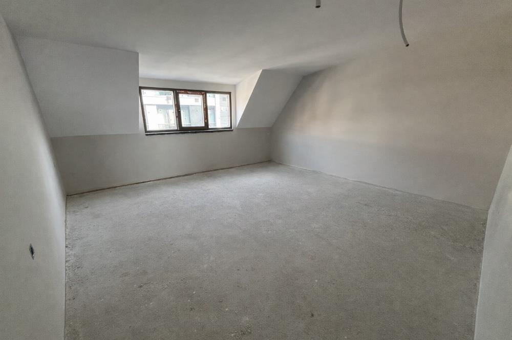 İDEALTEPE'DE 0 ÖN CEPHE DENİZ MANZARALI FIRSAT LÜX 3+2 DUBLEKS