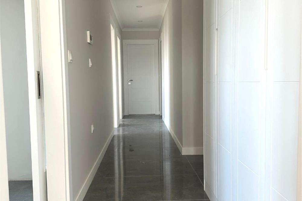 BAĞDAT CAD.YAKIN DENİZ MANZARALI AYRI MUTFAK KÖŞE ULTRA LÜX 3+1