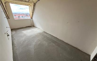 ALTINTEPE'DE DENİZ MANZARALI TERASLI AYRI MUTFAK LÜX 2+1