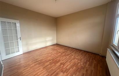 Maltepe Yalı Mahallesinde 2+1 Deniz Manzaralı Kiralık Daire