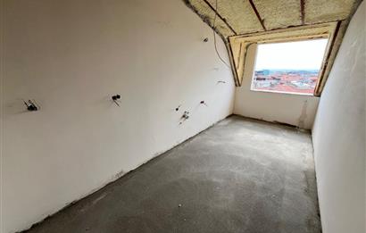 ALTINTEPE'DE DENİZ MANZARALI TERASLI AYRI MUTFAK LÜX 2+1