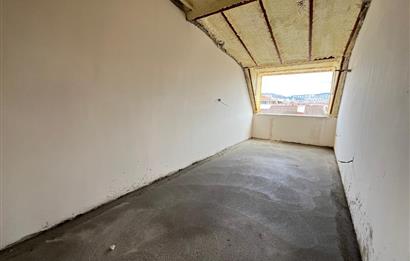 ALTINTEPE'DE DENİZ MANZARALI TERASLI AYRI MUTFAK LÜX 2+1