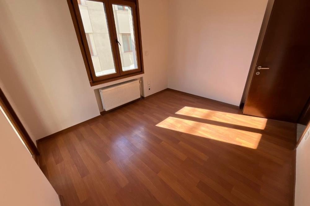 AĞAÇSEVEN KONAKLARI SİTESİNDE ÖN CEPHE EBEVEYN BANYOLU 3+1