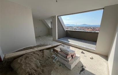 İDEALTEPE'DE 0 ÖN CEPHE DENİZ MANZARALI FIRSAT LÜX 3+2 DUBLEKS