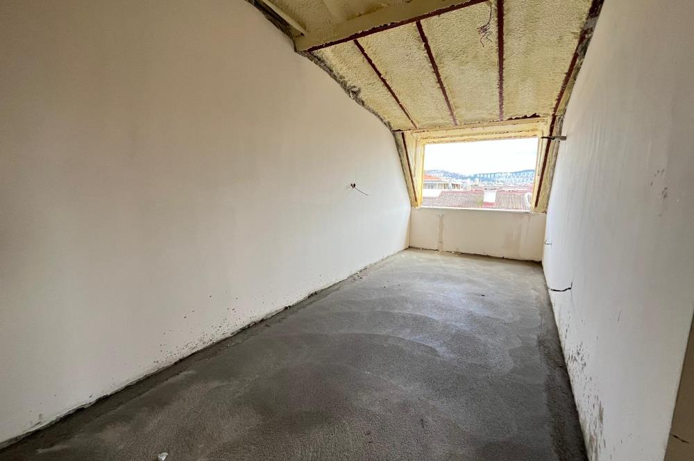 ALTINTEPE'DE DENİZ MANZARALI TERASLI AYRI MUTFAK LÜX 2+1