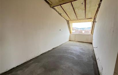 ALTINTEPE'DE DENİZ MANZARALI TERASLI AYRI MUTFAK LÜX 2+1