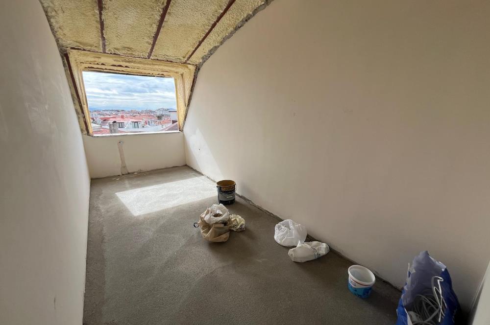 ALTINTEPE'DE DENİZ MANZARALI TERASLI AYRI MUTFAK LÜX 2+1