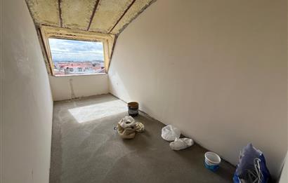 ALTINTEPE'DE DENİZ MANZARALI TERASLI AYRI MUTFAK LÜX 2+1