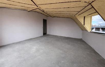 ALTINTEPE'DE DENİZ MANZARALI TERASLI AYRI MUTFAK LÜX 2+1