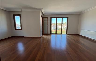 AĞAÇSEVEN KONAKLARI SİTESİNDE ÖN CEPHE EBEVEYN BANYOLU 3+1