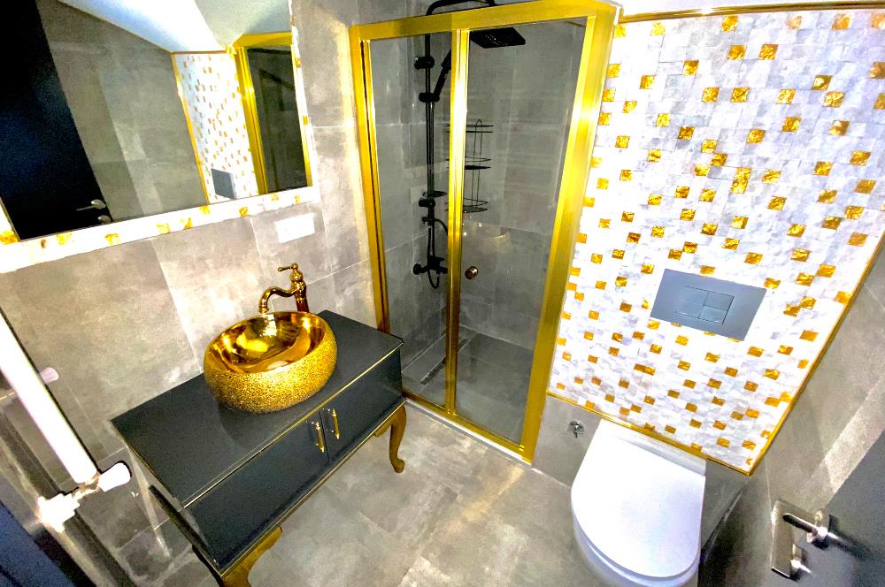 Zekeriyaköy'de Kiralık 2,5+1 Çatı Dubleks Daire