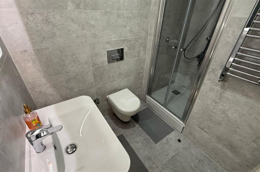 KARTAL NANDA TOWER FULL EŞYALI KİRALIK 1+1