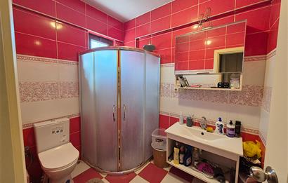 C21 Cius; Umurbey'de 300m2 Bahçeli 5+1 Müstakil Tripleks Villa