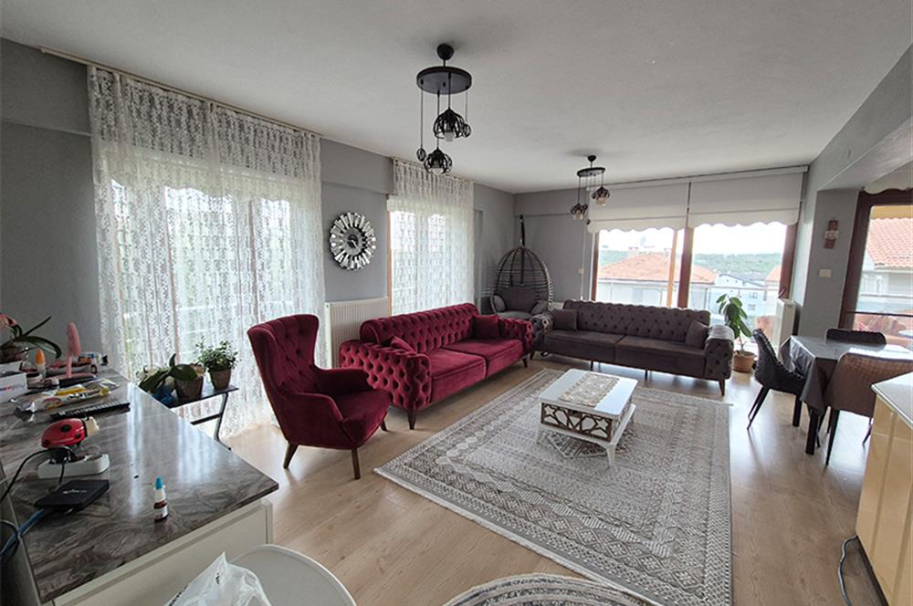 C21 Cius; Umurbey'de 300m2 Bahçeli 5+1 Müstakil Tripleks Villa