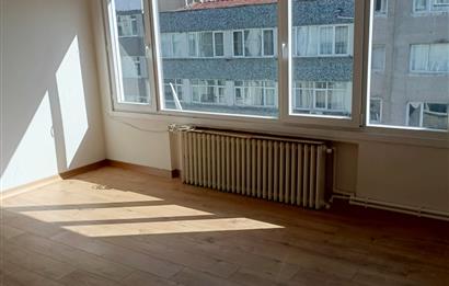 ŞİŞLİ'DE YATIRIMLIK  1+1 ASANSÖRLÜ DAİRE