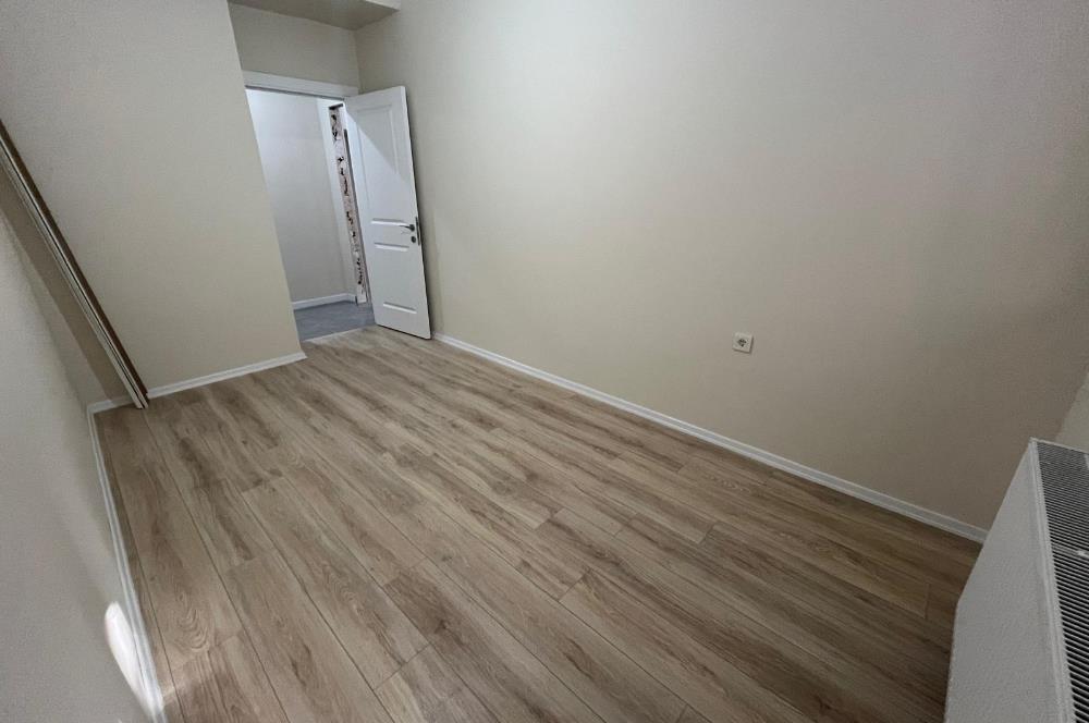 0 BİNADA MİNİBÜS YOLUNA YÜRÜME MESAFELİ K. OTOPARKLI 1+1