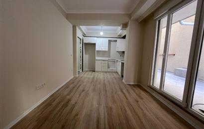 0 BİNADA MİNİBÜS YOLUNA YÜRÜME MESAFELİ K. OTOPARKLI 1+1