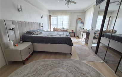 C21 Cius; Umurbey'de 300m2 Bahçeli 5+1 Müstakil Tripleks Villa