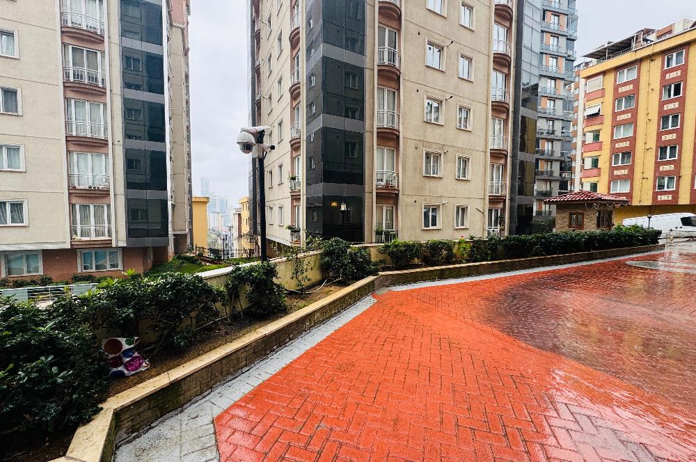 Ümraniye Garden Life'ta Metro Yakını 2+1 Kiralık Daire