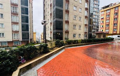 Ümraniye Garden Life'ta Metro Yakını 2+1 Kiralık Daire