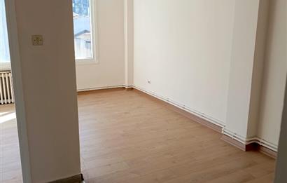 ŞİŞLİ'DE YATIRIMLIK  1+1 ASANSÖRLÜ DAİRE