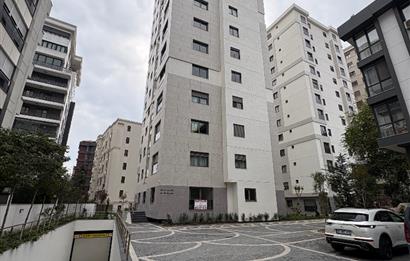 CADDEBOSTAN BAĞDAT CADDESİNE YÜRÜME MESAFESİNDE 2+1 DAİRE