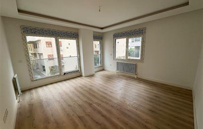 CADDEBOSTAN BAĞDAT CADDESİNE YÜRÜME MESAFESİNDE 2+1 DAİRE