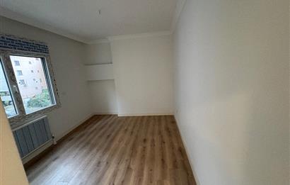 CADDEBOSTAN BAĞDAT CADDESİNE YÜRÜME MESAFESİNDE 2+1 DAİRE