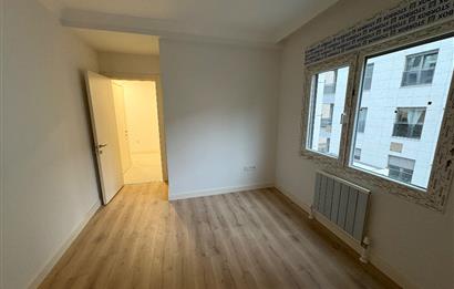 CADDEBOSTAN BAĞDAT CADDESİNE YÜRÜME MESAFESİNDE 2+1 DAİRE