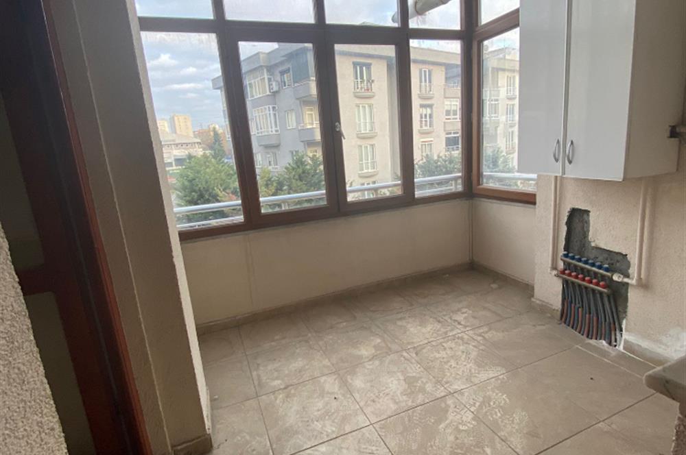 Ataşehir Yenişehir Mahallesi Kiralık 3+1 Ferah Daire
