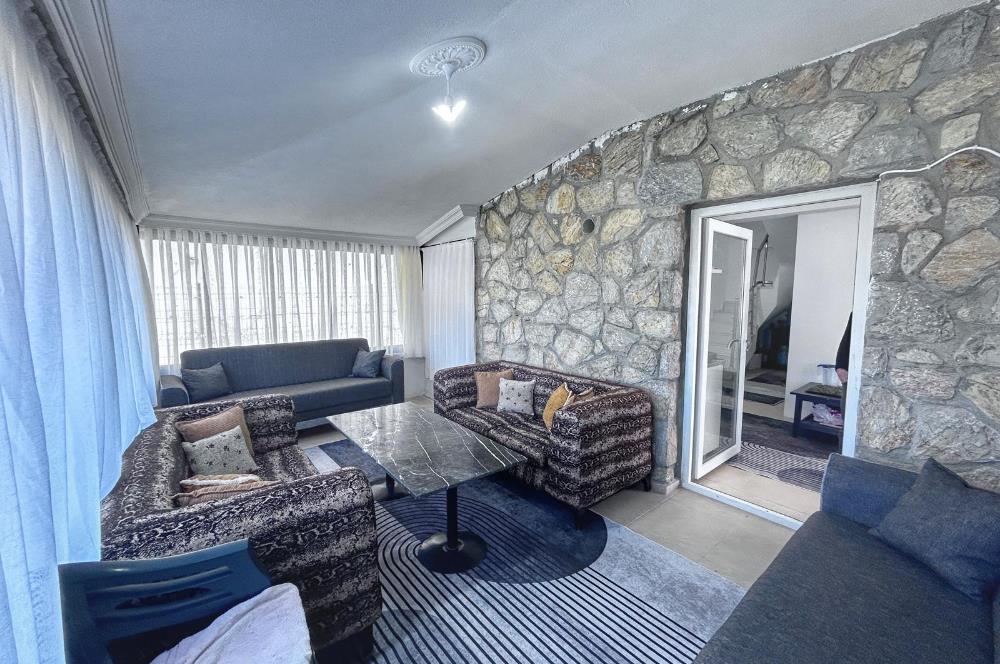 Datça Burgaz Mevkii Geniş Bahçeli Eşyalı Yıllık Kiralık Villa