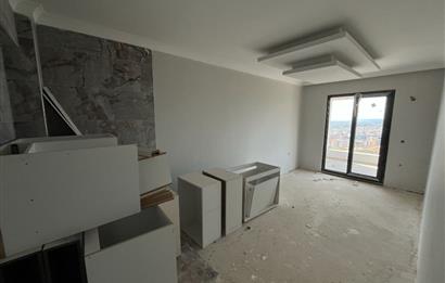 EDREMİTTE KÖRFEZ MANZARALI 3+1 DUBLEKS DAİRE