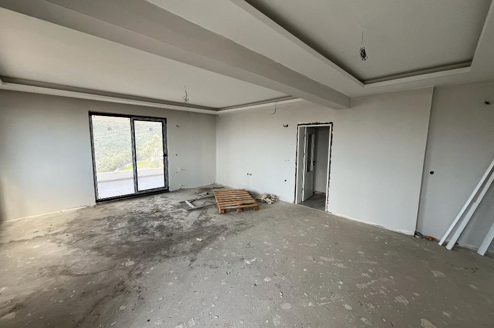 EDREMİTTE KÖRFEZ MANZARALI 3+1 DUBLEKS DAİRE