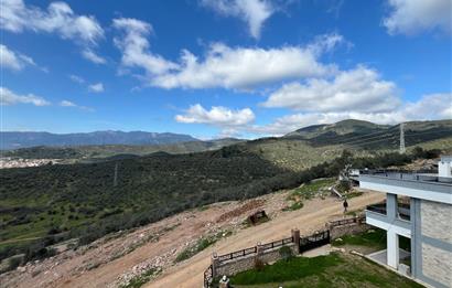 EDREMİTTE KÖRFEZ MANZARALI 3+1 DUBLEKS DAİRE