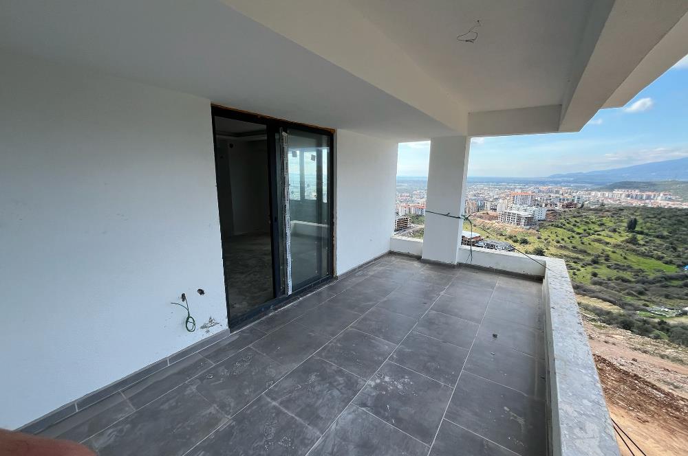 EDREMİTTE KÖRFEZ MANZARALI 3+1 DUBLEKS DAİRE