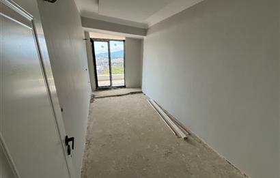 EDREMİTTE KÖRFEZ MANZARALI 3+1 DUBLEKS DAİRE