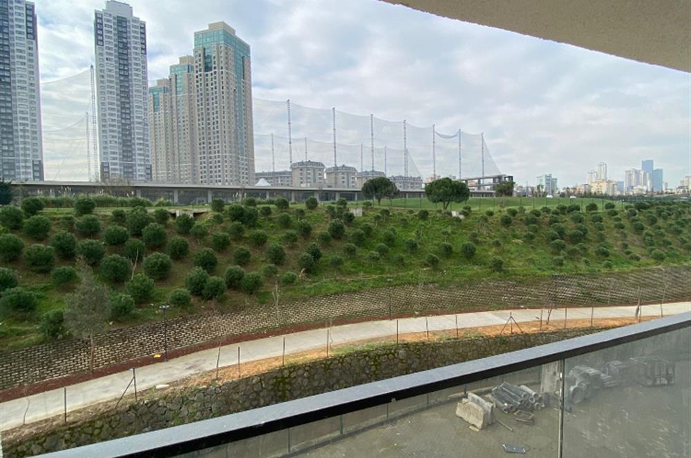 1302193819 Ataşehir Yenişehir Mah.Toki Konutlarında Satılık 3+1 Daire! 