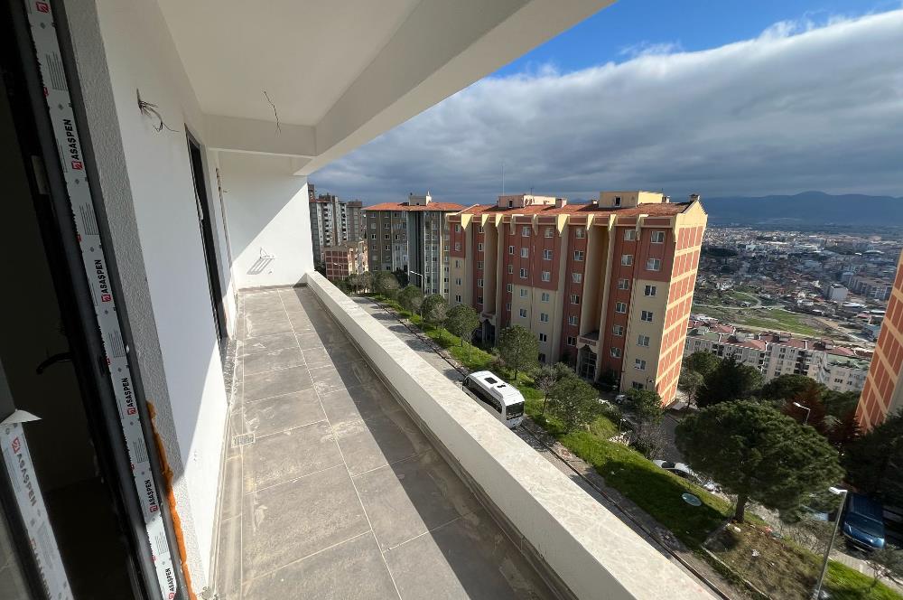 EDREMİTTE GENİŞ TERASLI 3+1 DUBLEKS DAİRE