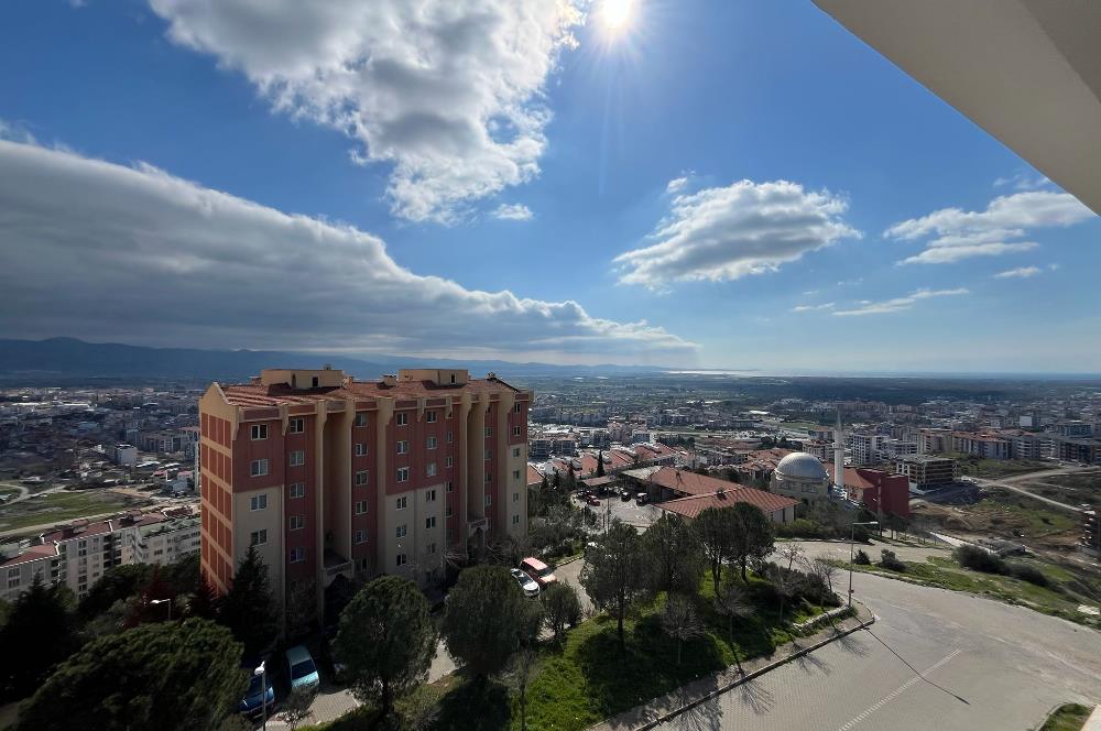 EDREMİTTE GENİŞ TERASLI 3+1 DUBLEKS DAİRE