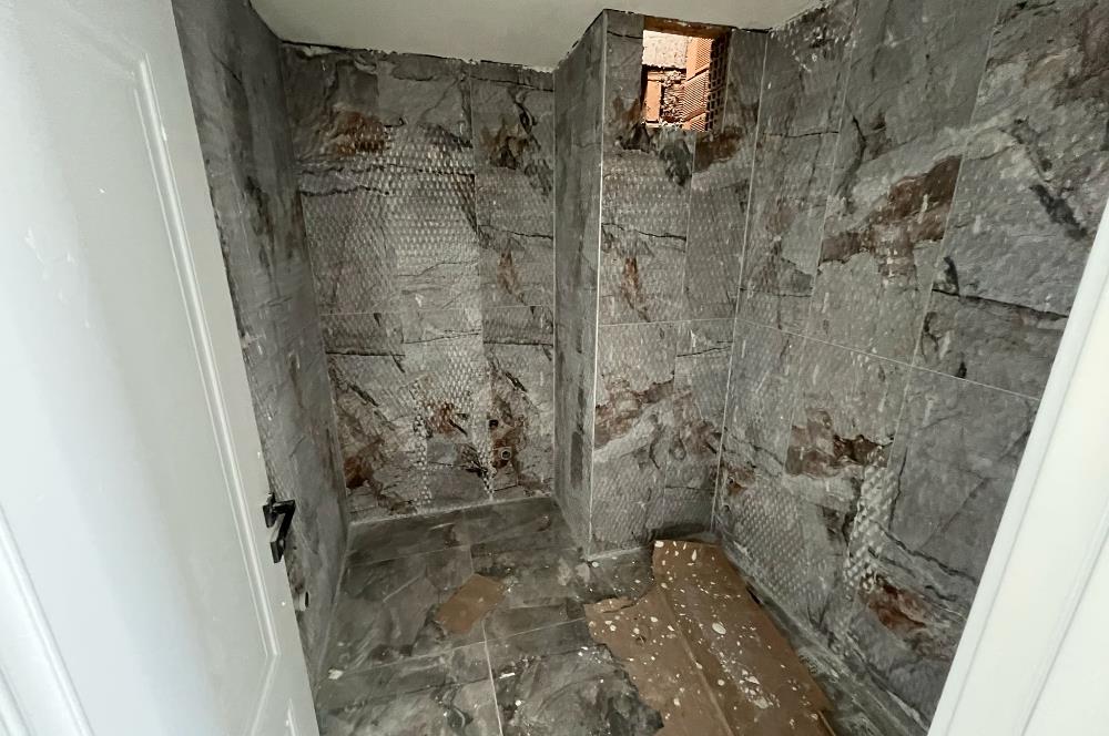 EDREMİTTE GENİŞ TERASLI 3+1 DUBLEKS DAİRE