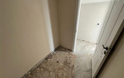 EDREMİTTE GENİŞ TERASLI 3+1 DUBLEKS DAİRE