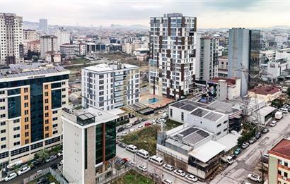 ŞERİFALİ'DE SATILIK KÖŞE PARSEL İMARLI 444M2 ARSA